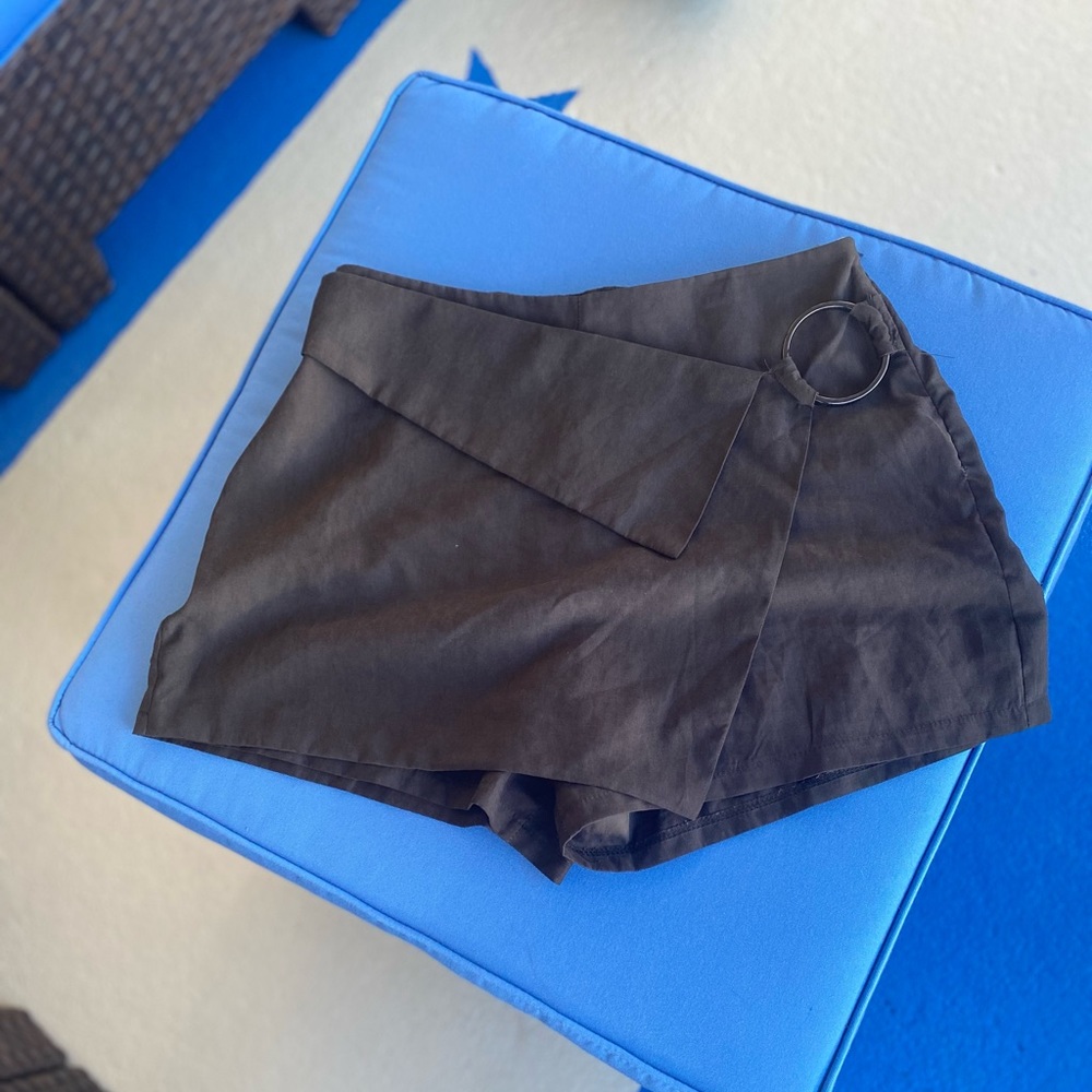 Black Skort